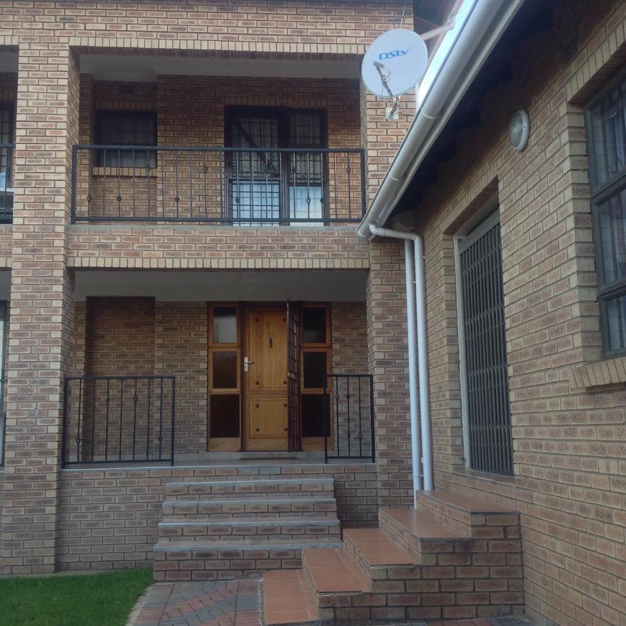 Vinolux Guest House Mthatha Exterior foto